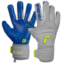 Gloves goalkeeper Reusch...
