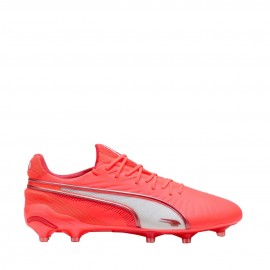 Kurpes futbols puma karalis...