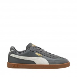 Kingad Puma Club II hall...