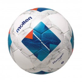 Futbols pēda izkausēts...