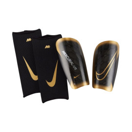 Ochraniacze piłkarskie Nike...